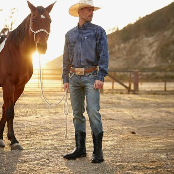 Men’s Western Cowboy Boots – Classic Embroidered Square Toe